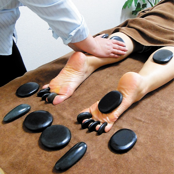Toe stone placement for deluxe hot stone pedicure chinook